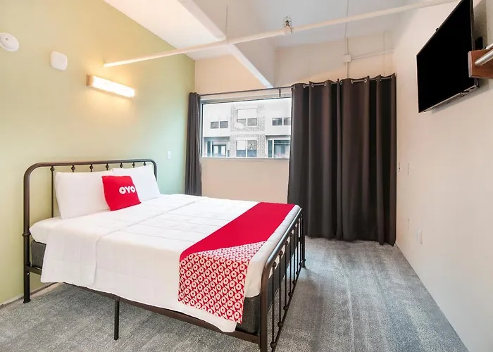 Oyo Hotel & Apartments Houston Galleria